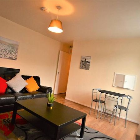 Spacious 2Bedroom Condo With Patio By Excel Centre Londres Exterior foto