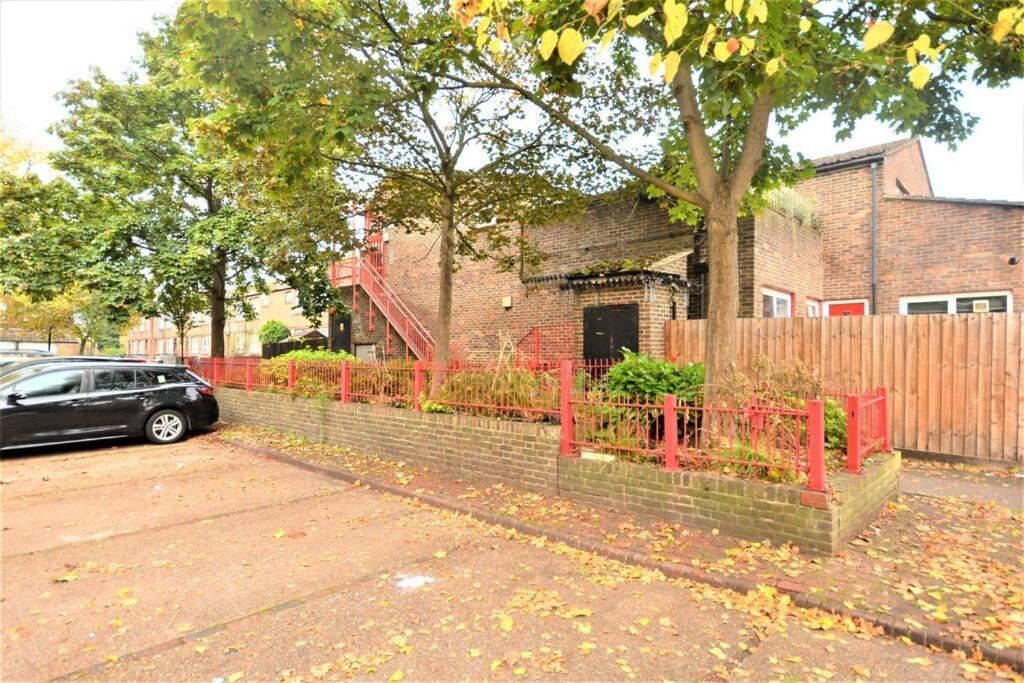 Spacious 2Bedroom Condo With Patio By Excel Centre Londres Exterior foto
